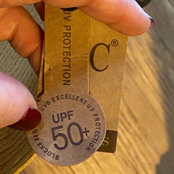 Just married bride hat - Never Worn NWT! - Picture 2 of 2